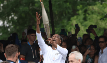 Olympics 2024: Snoop Dogg Carries Torch for Paris Games Olympics 2024: Snoop Dogg Carries Torch for Paris Games